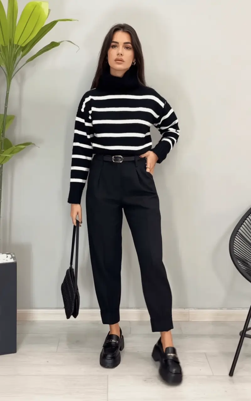Office-ready fall outfits for women – business casual 2025 Bold Stripes with Tailored Confidence
