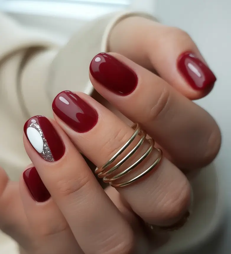 2025 Minimalist Fall Nails Deep Red with Silver Accent