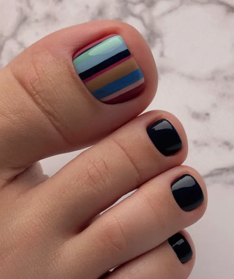 Fall Toe Nail Looks for September 2025 Striped color-block sophistication