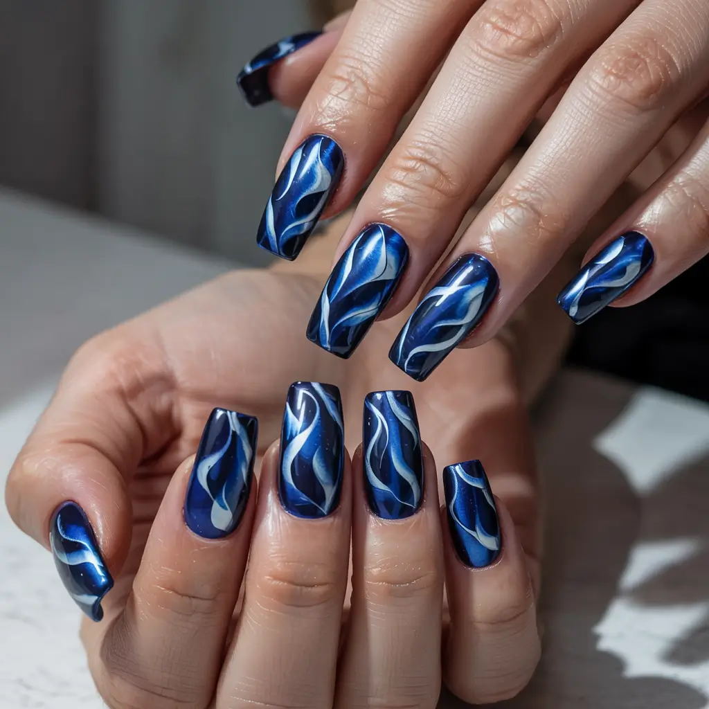 Best Blue Nails Winter 2025 / 2026 Metallic Wave Design