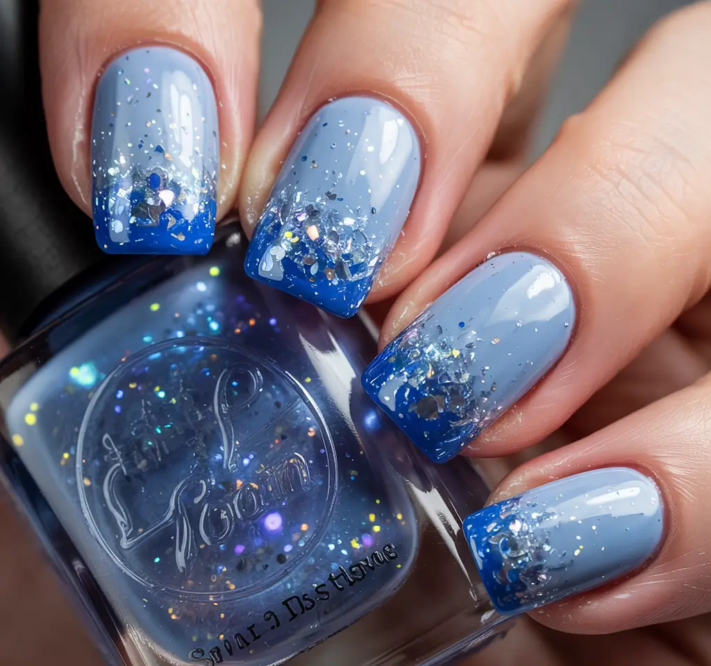 Best Blue Nails Winter 2025 / 2026 Blue Ice Sparkle