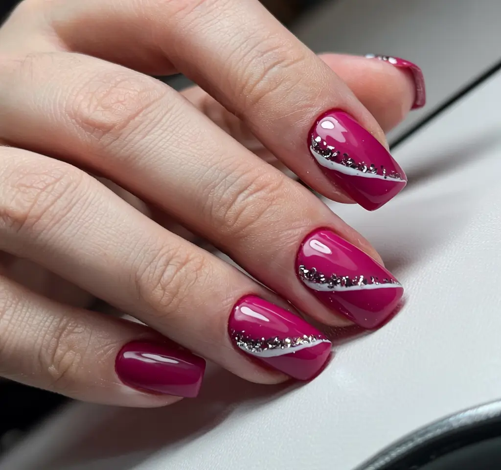 Best Simple Winter Nail Looks 2025–2026 – Raspberry Glitter Wave