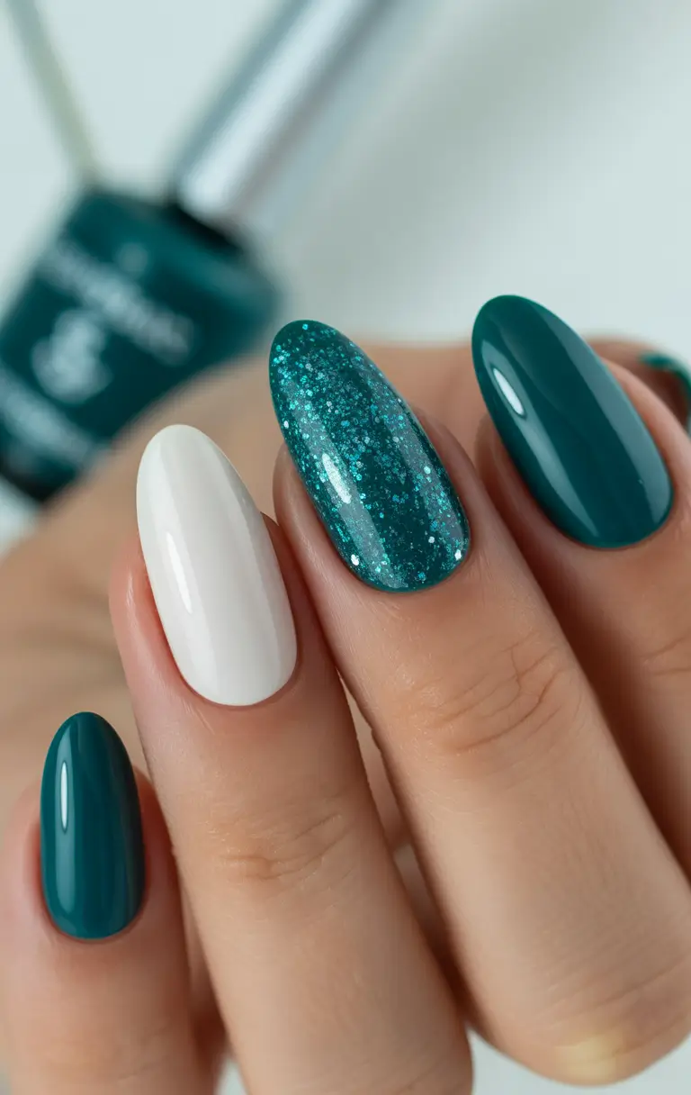 Gel Nail Trends Christmas 2025 Evergreen Mist