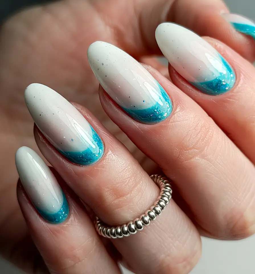 Trendy Manicure Colors Winter 2025–2026 Frost-Tipped Gradient