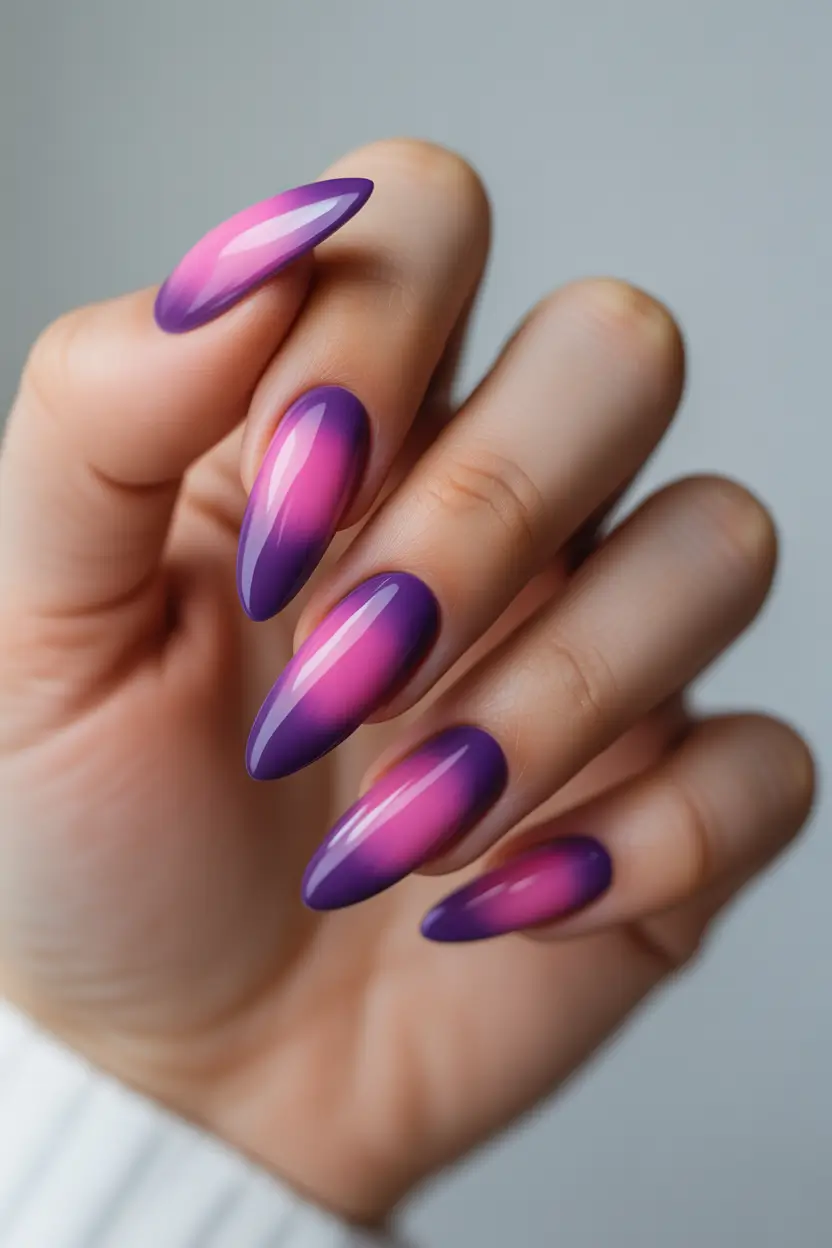 Trendy Pink Winter Nails 2025–2026 Violet Aurora Chrome