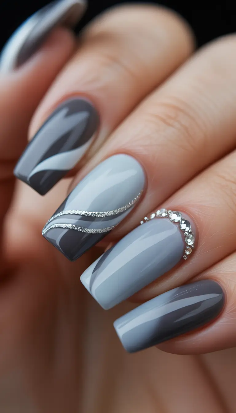 Winter Gray Frost Nails 2025 2026
